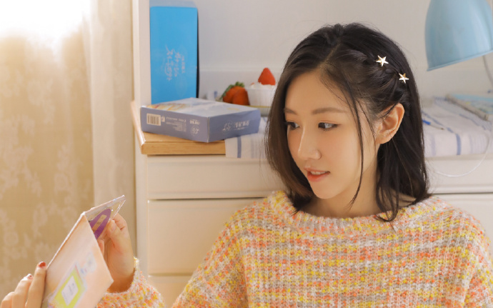 高温“烤”验下的工作者：打捞水草保灌解“渴”